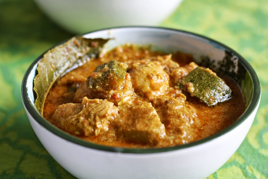 Curry estivo con zucchine Curry estivo con zucchine