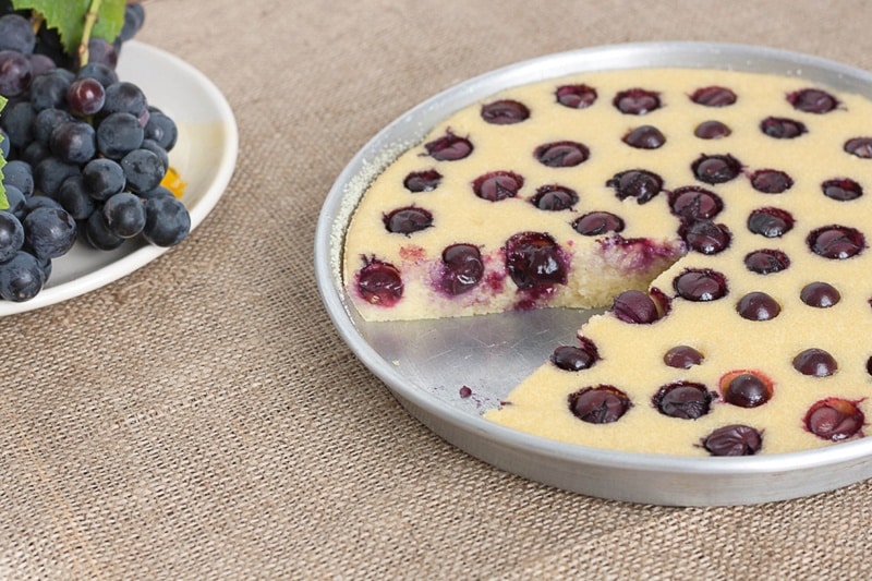 dolce al semolino e uva fragola