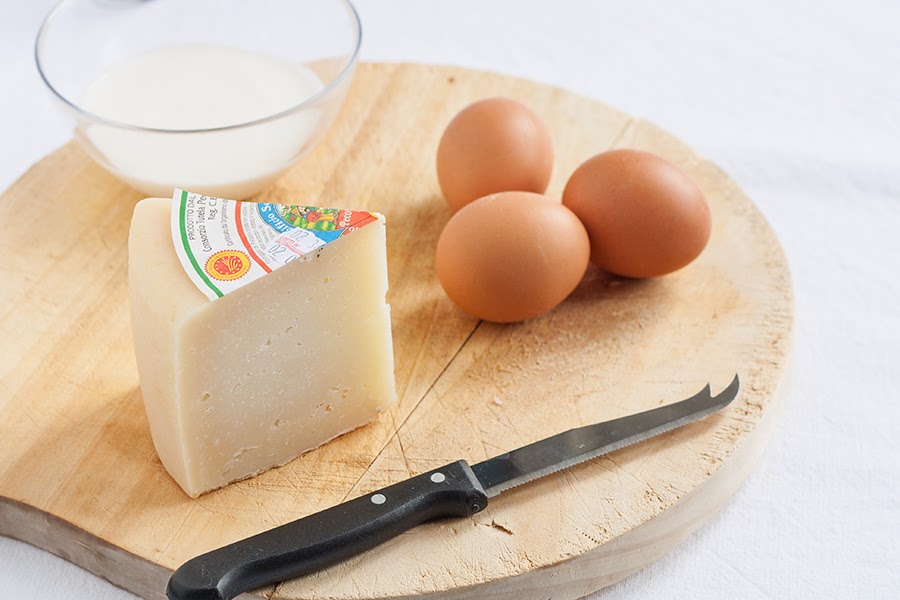 soufflé al pecorino toscano