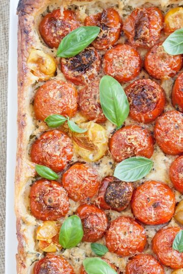 torta salata di pomodori al basilico