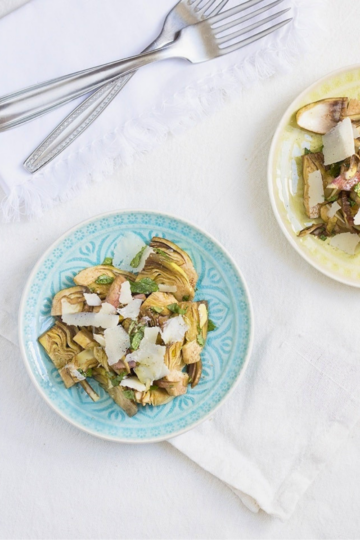 ricetta Insalata di carciofi crudi, menta e parmigiano