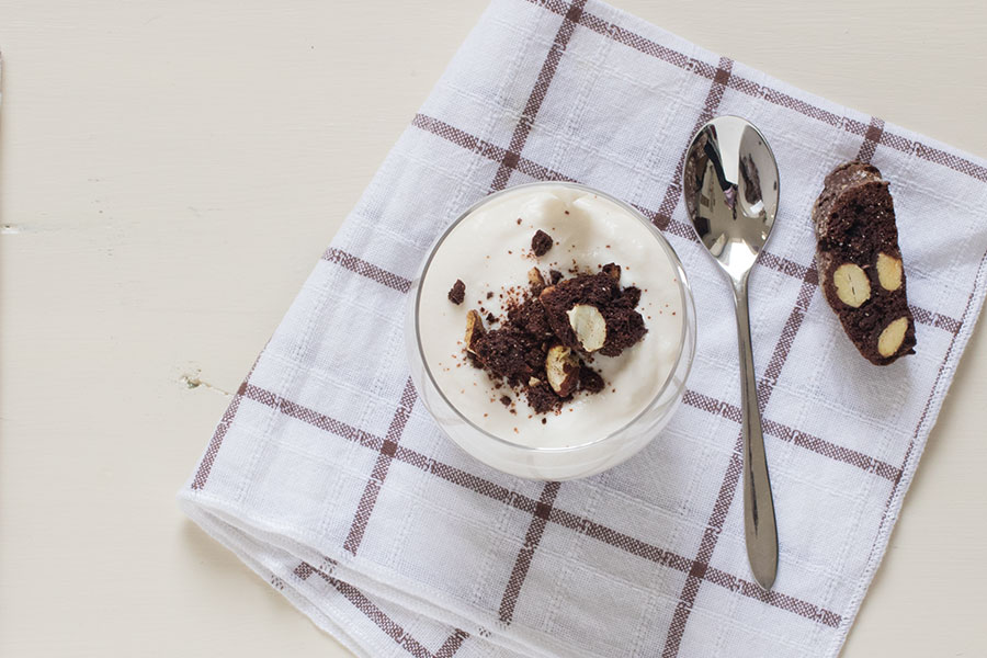 coppette crema ricotta e biscotti