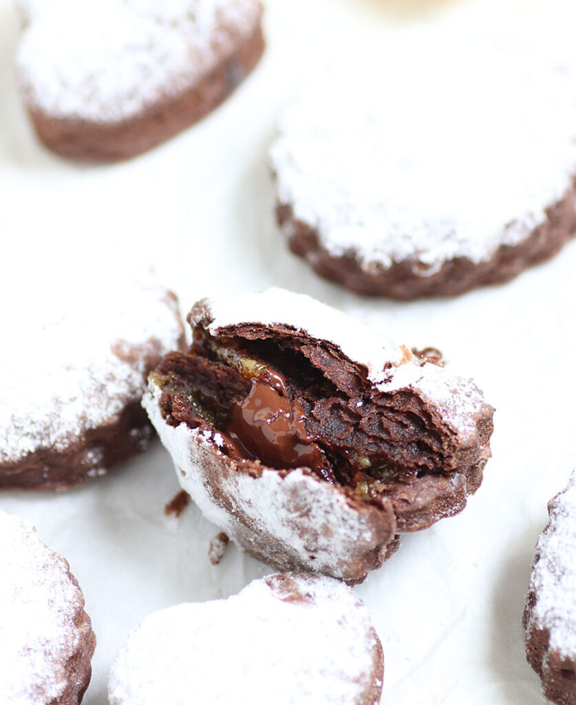 biscotti al cacao ripieni