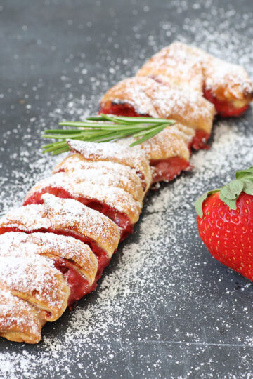 sfoglie ripiene di fragole