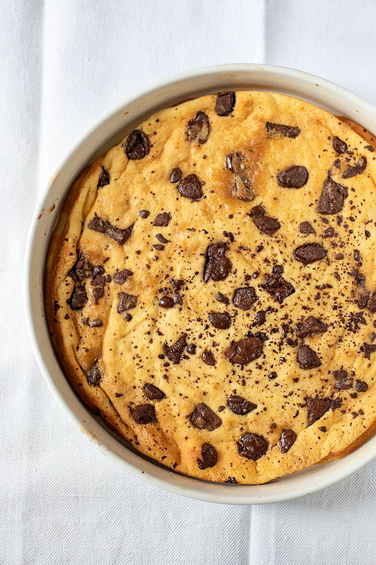 Dolce cremoso alla ricotta con cioccolato