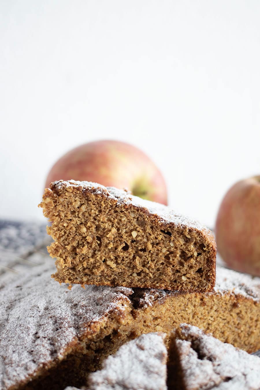 Apfelkuchen mit Apfelschalen